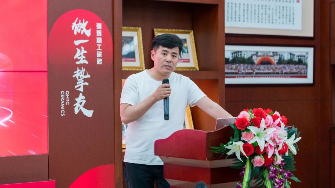 直击发布会现场 | 小蝌蚪视频黄色在线观看再携新品隆重亮相！(图14)