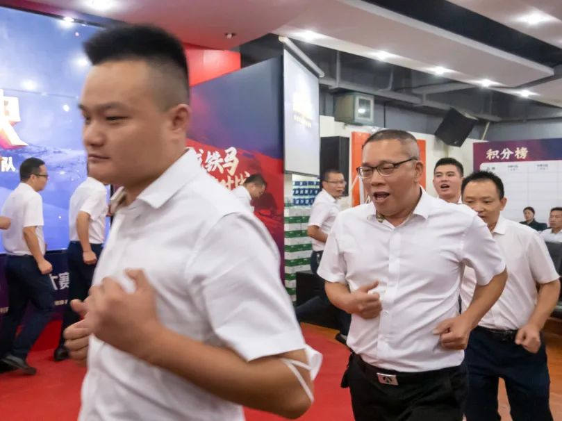 燃！“金戈铁马 英雄对战”小蝌蚪视频黄色在线观看营销PK赛正式开启(图15)